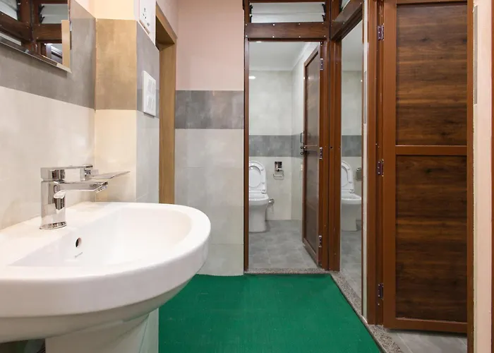 Hotel Nepal Paradise Pvt Ltd 3*